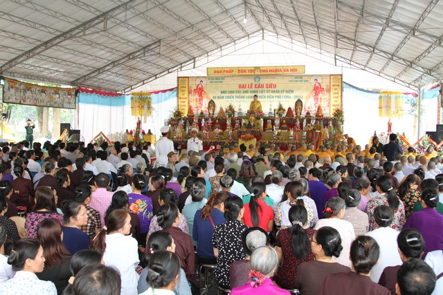 มหาพิธีสวดอุทิศส่วนกุศลให้แก่ดวงวิญญาณวีรชนที่สละชีพเพื่อชาติเดียนเบียน